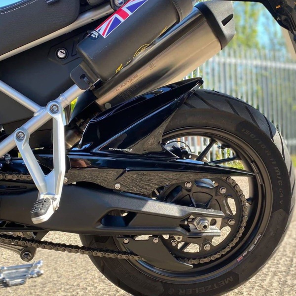 Parafango posteriore Pyramid Nero lucido Triumph Tiger 900 2020-2025