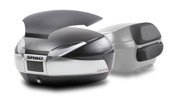 Bauletto Shad SH48 titanio look 48 litri con schienalino e cover carbon look