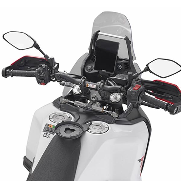 Attacco flangia borsa serbatoio Givi Tanklock Yamaha Tenere 700 World Raid 2026