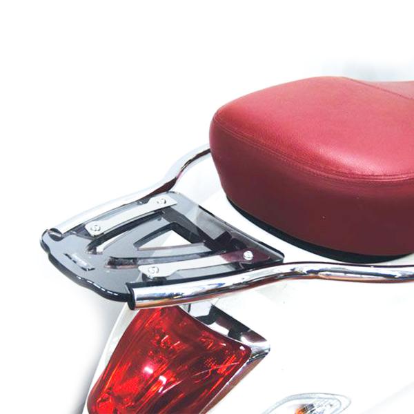 Attacco posteriore portapacchi Isotta cromato/fume chiaro Piaggio Vespa 125 Sprint 2014-2024