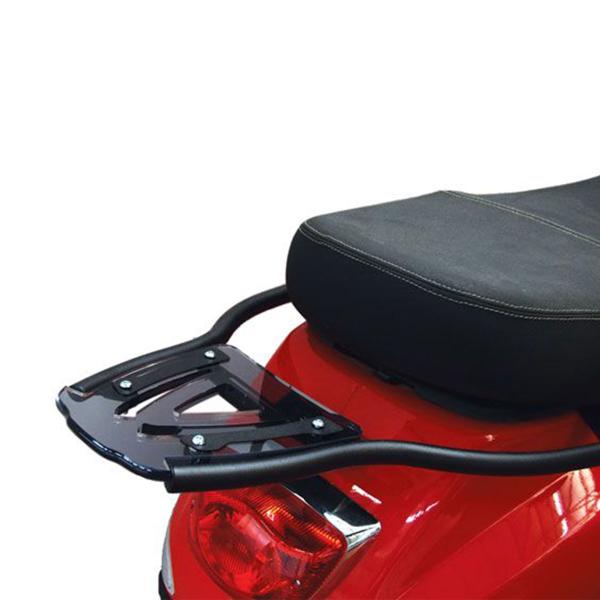 Attacco posteriore portapacchi Isotta nero/fume chiaro Piaggio Vespa 125LX 2005-2014