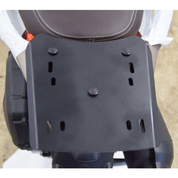 Attacco posteriore bauletto Isotta Ferro nero Piaggio Medley 125I 2020-2024