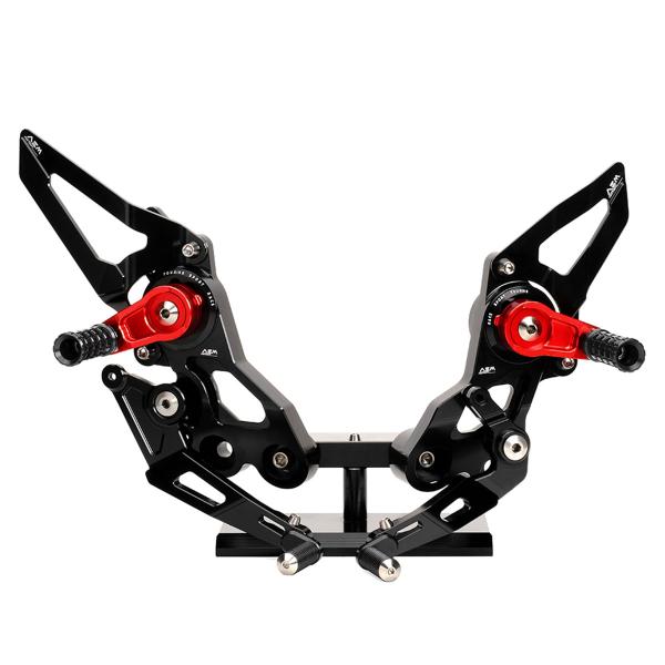 AEM pedane regolabili nero/rosse Ducati Hypermotard 950 2019-2023