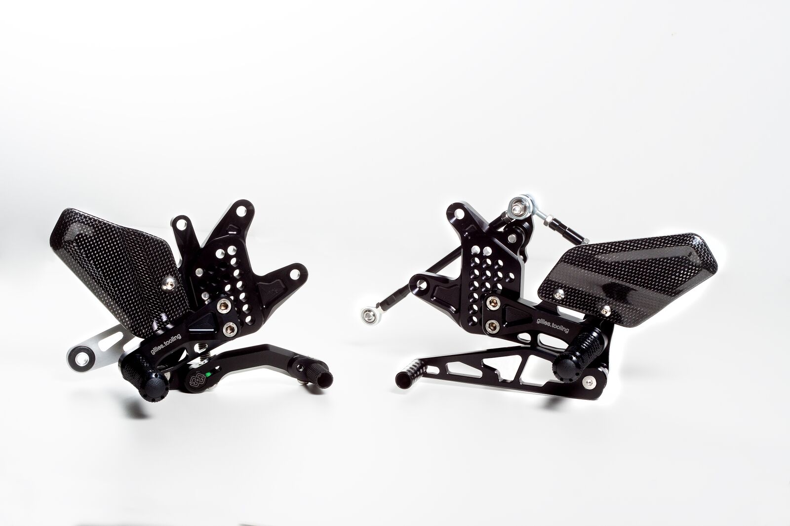 Gilles Tooling black-silver Adjustable Rearsets Triumph Street Triple 675 2013-2017