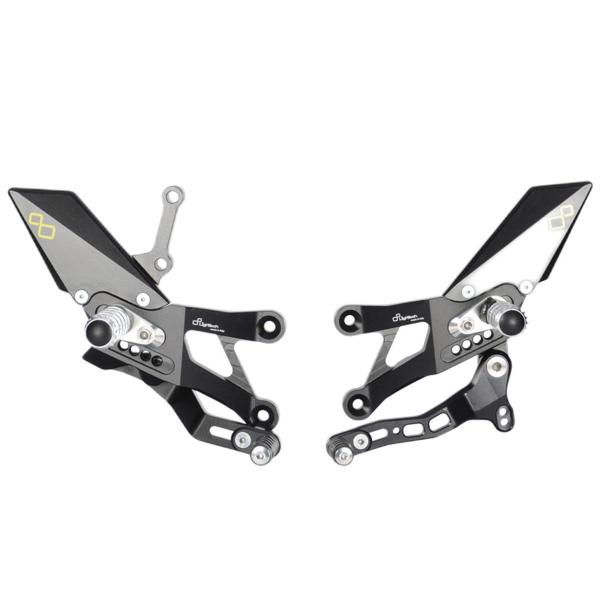 Pedane regolabili Lightech cambio rovesciato poggiapiedi fissi Yamaha R3 2015-2024