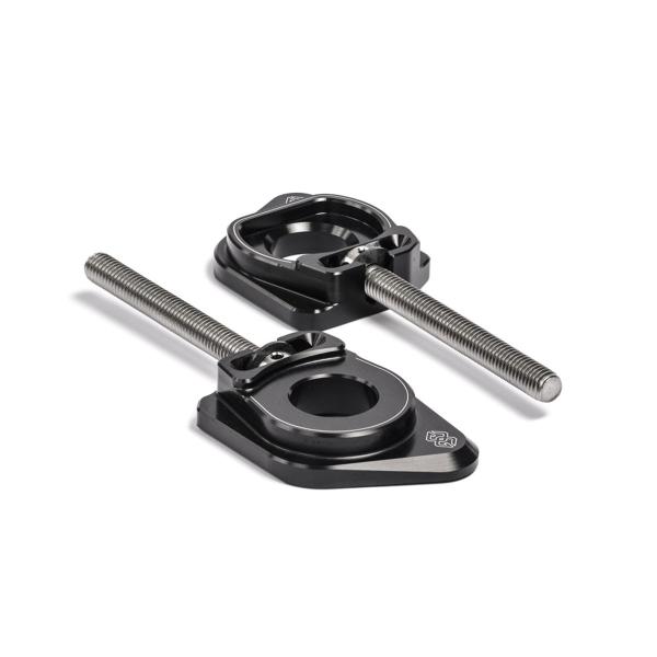 Gilles Tooling AXB black rear chain adjusters Suzuki GSXR1300 Hayabusa 2021-2025